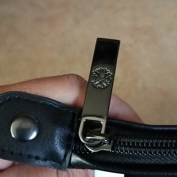 Christian Lacroix airways clutch - Picture 4 of 8